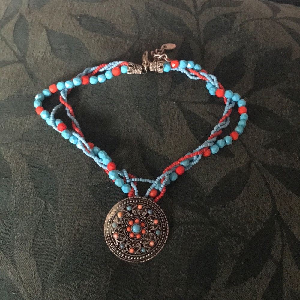 - Tribal  -Choker